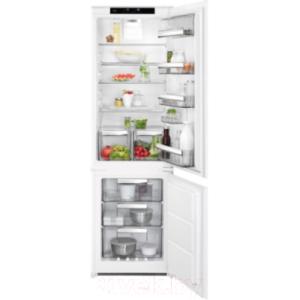 Встраиваемый холодильник AEG SCR818E7TS